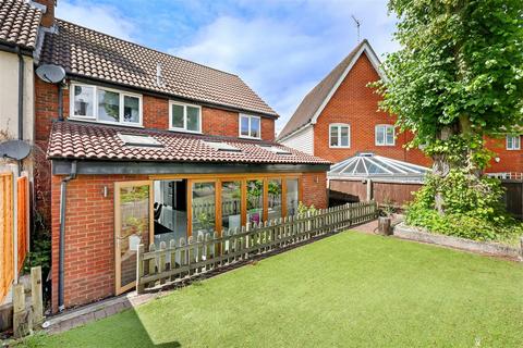3 bedroom semi-detached house for sale, Market Place, Abridge