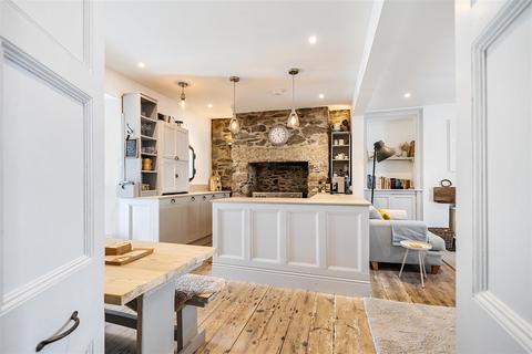 undefined, Fore Street, Marazion