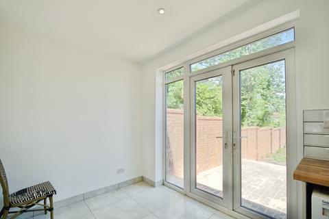 3 bedroom end of terrace house for sale, Forest View Road, Walthamstow, E17