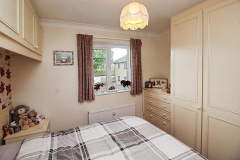 2 bedroom apartment for sale, Highfield Gardens, Hyde SK14