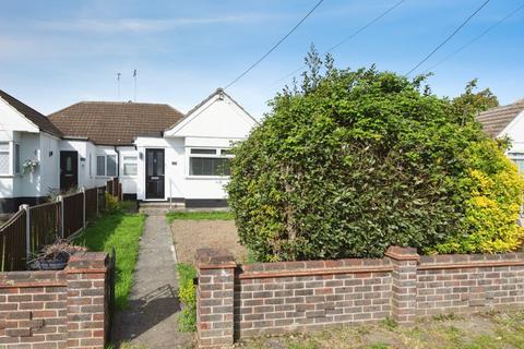2 bedroom bungalow for sale, High Road, Benfleet, SS7