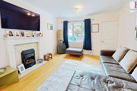 2 bedroom semi-detached house for sale, Partridge Drive, Bradford