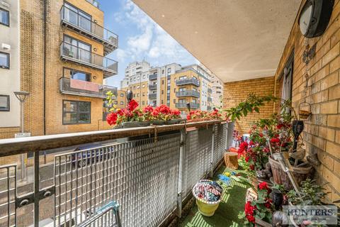 2 bedroom duplex for sale, Mere Road, Abbey Wood