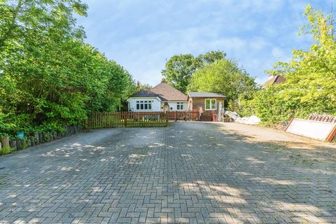 2 bedroom detached bungalow for sale, Jacobs Gutter Lane, Totton, Southampton