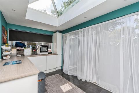 2 bedroom detached bungalow for sale, Jacobs Gutter Lane, Totton, Southampton