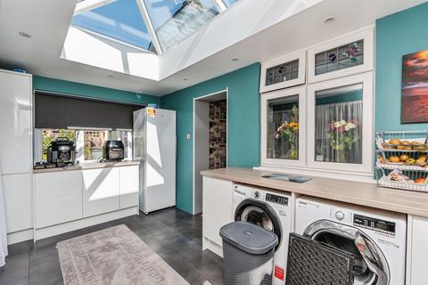 2 bedroom detached bungalow for sale, Jacobs Gutter Lane, Totton, Southampton