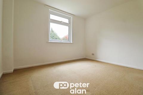 2 bedroom ground floor flat for sale, Lisvane Road, Llanishen, Cardiff