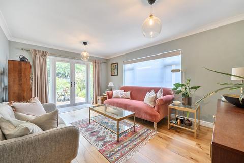 3 bedroom semi-detached house for sale, High Street, Northwood
