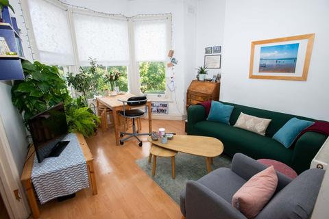 2 bedroom apartment to rent, Musgrove Road, London, SE14