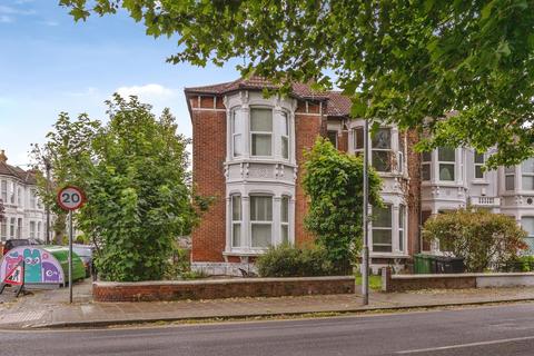 2 bedroom apartment for sale, Waverley Road, Southsea
