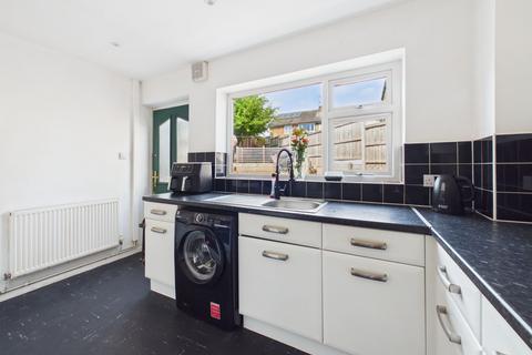 3 bedroom semi-detached house for sale, Westcliffe Avenue, Gedling, Nottingham