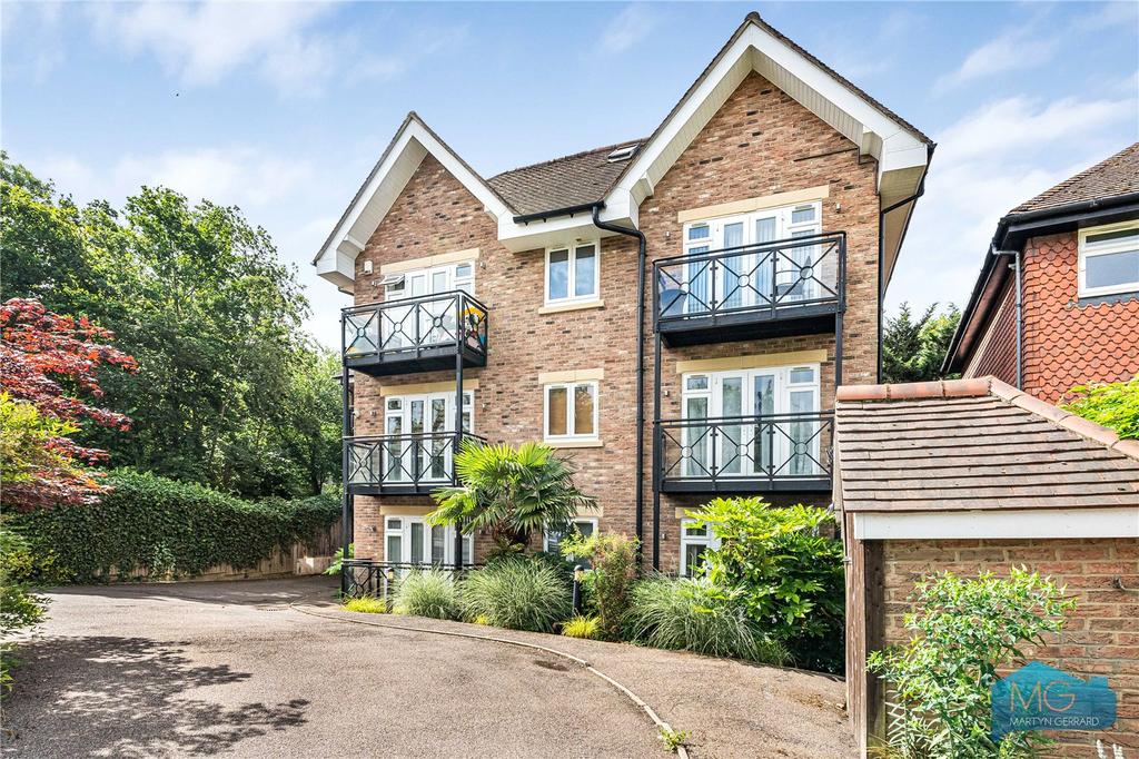 2 bedroom apartment for sale