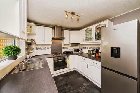 3 bedroom semi-detached house for sale, Marlston Avenue, Wirral, CH61