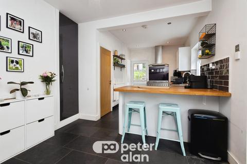 2 bedroom detached bungalow for sale, Viaduct Road, Garndiffaith, Pontypool