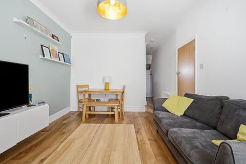 2 bedroom flat for sale, Buckland Road, London E10