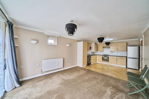 2 bedroom flat for sale, Lacewing Close, London, E13