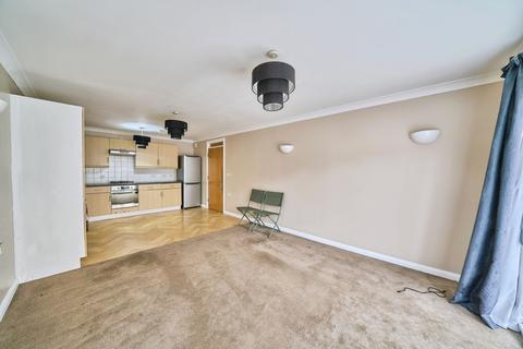 2 bedroom flat for sale, Lacewing Close, London, E13