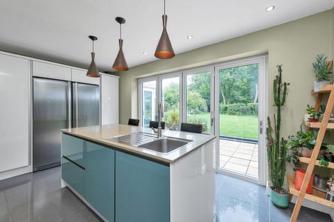 4 bedroom detached house for sale, Aldous Court, Royston SG8