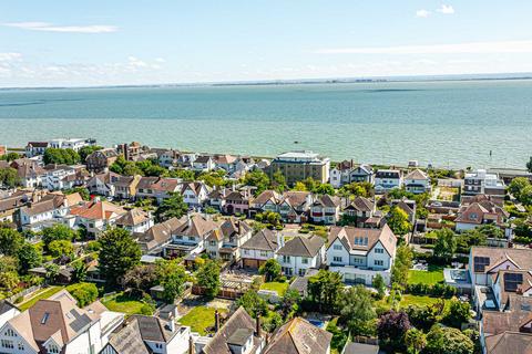 4 bedroom detached house for sale, Westcliff-on-sea SS0