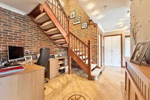 4 bedroom detached house for sale, Chapel Lane, Hempstead, Gillingham, ME7