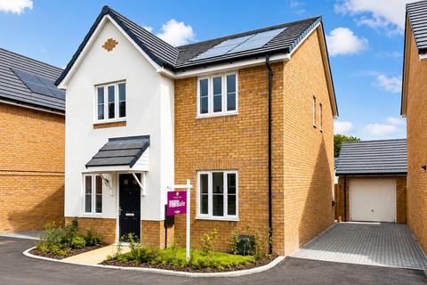 4 bedroom detached house for sale, Orchard Drive, St. Albans