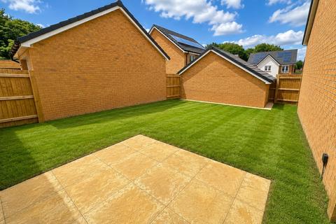 4 bedroom detached house for sale, Orchard Drive, St. Albans