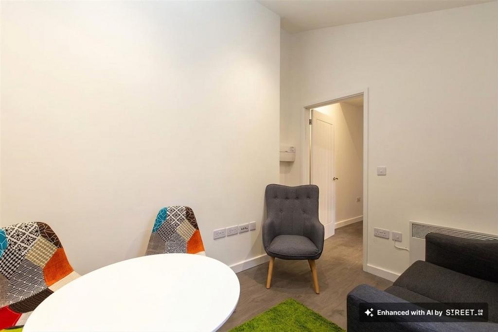 Apartment in Leicester, Aylestone Park - View 2