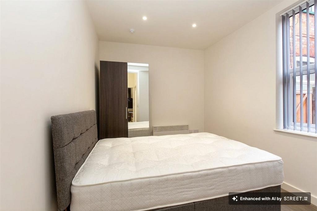 Apartment in Leicester, Aylestone Park - View 5