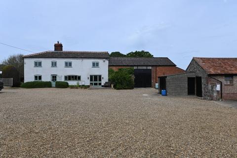 4 bedroom farm house for sale, Carbrooke Lane, Thetford IP25