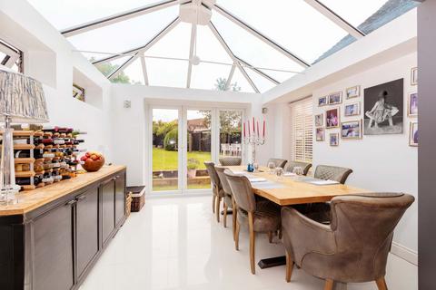 4 bedroom semi-detached house for sale, Truro Close, Maidenhead SL6