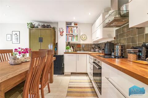 2 bedroom apartment for sale, Mount View Road, London, N4