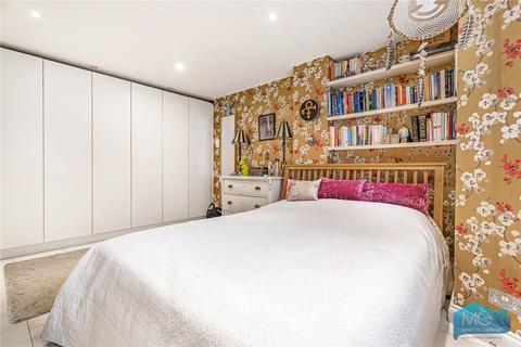 2 bedroom apartment for sale, Mount View Road, London, N4