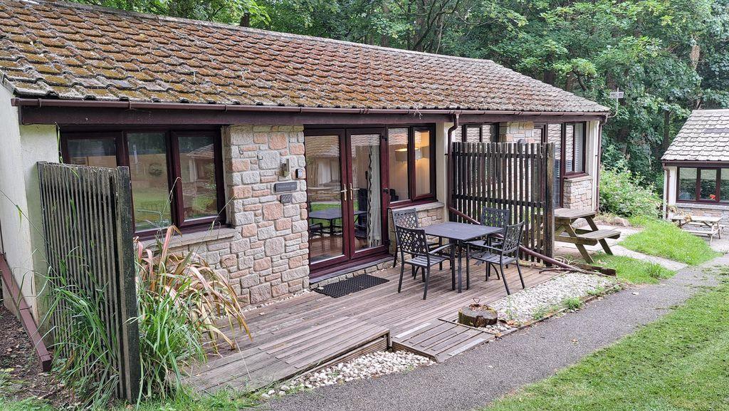 2 bedroom property for sale