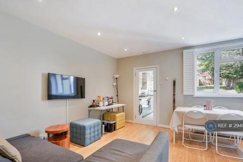 1 bedroom flat to rent, Avondale Road, South Croydon, CR2