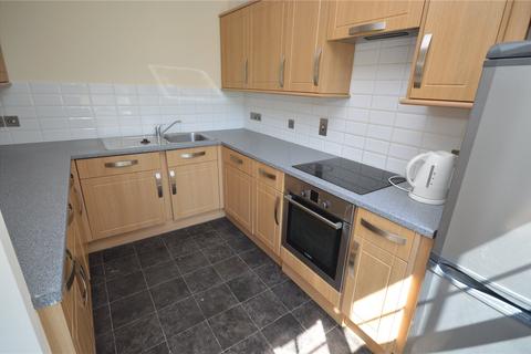2 bedroom apartment for sale, Knights Field, Luton, Bedfordshire, LU2
