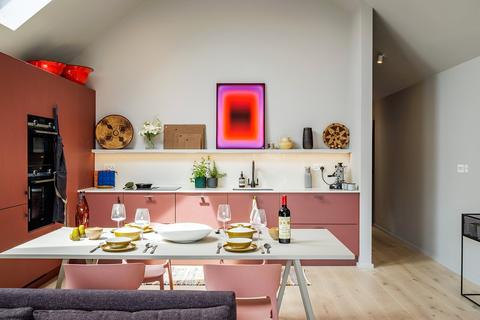 undefined, Harts Yard, Surrey GU9