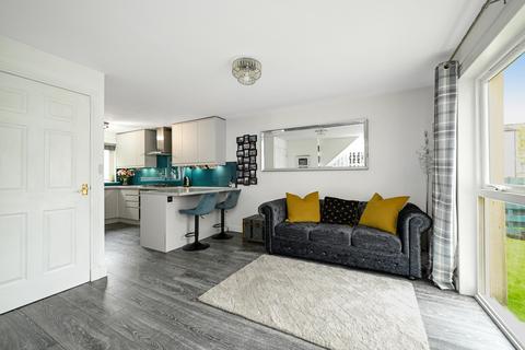 3 bedroom end of terrace house for sale, 3 Bughtlin Place, Edinburgh, EH12 8UY