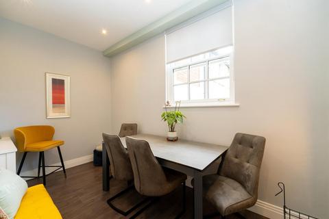 3 bedroom end of terrace house for sale, Orme Court, Hatfield AL9