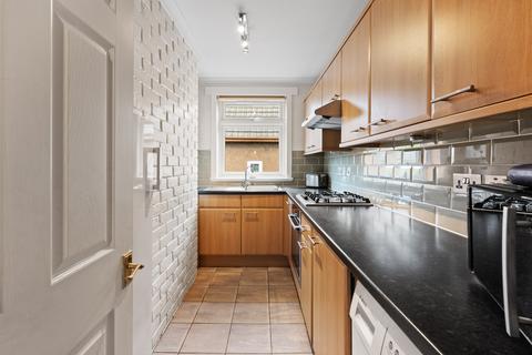 3 bedroom flat for sale, 53 Northfield Farm Avenue, Northfield, Edinburgh EH8 7QY
