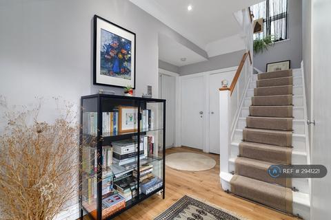 3 bedroom maisonette to rent, Ellesmere Road, London, W4