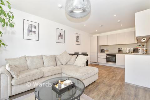 2 bedroom apartment for sale, Eastern Avenue, SWANSCOMBE, Kent