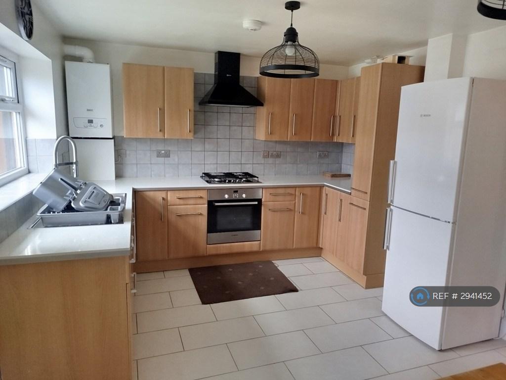 3 bedroom terraced house to rent