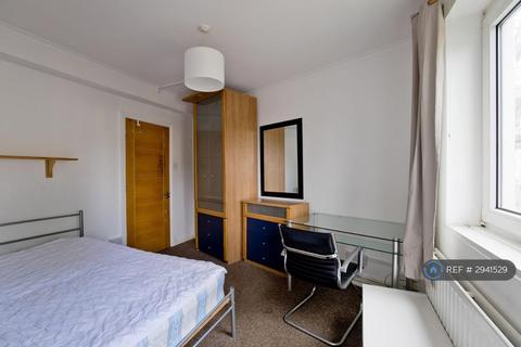 undefined, Westerham, London, NW1