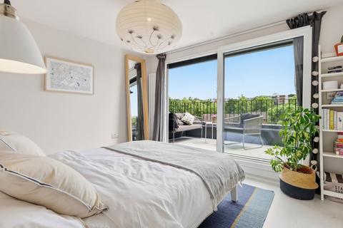 1 bedroom flat for sale, London  SE19