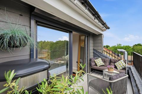 1 bedroom flat for sale, London  SE19
