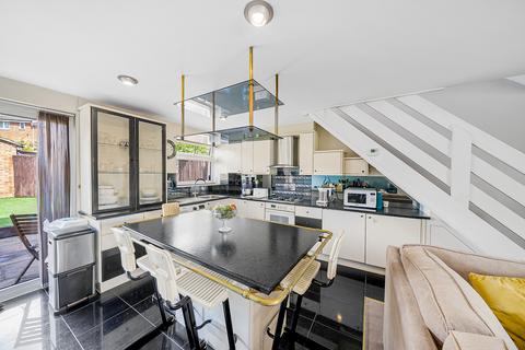 3 bedroom semi-detached house for sale, Poplar Grove, New Southgate, N11