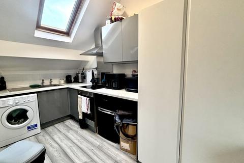 Studio to rent, West Street, Crewe