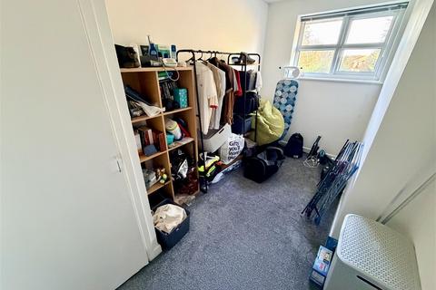 2 bedroom maisonette to rent, Avebury Close, Whitestone, Nuneaton
