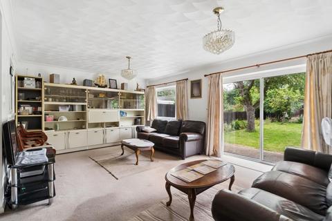 4 bedroom detached house for sale, Park Lane, Slough