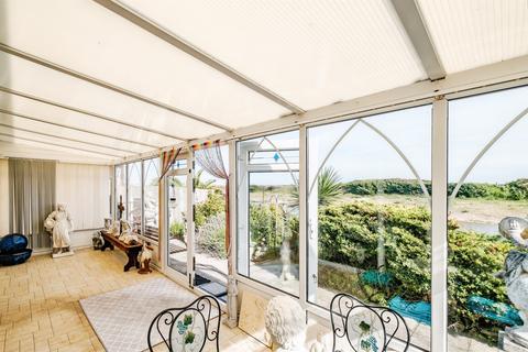 4 bedroom detached house for sale, Brighton Road, LANCING